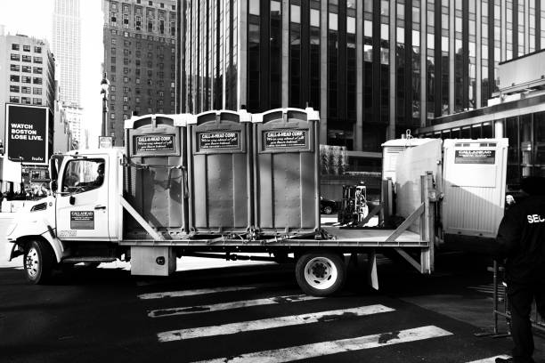 Best Porta potty delivery and setup  in Gainesville, FL